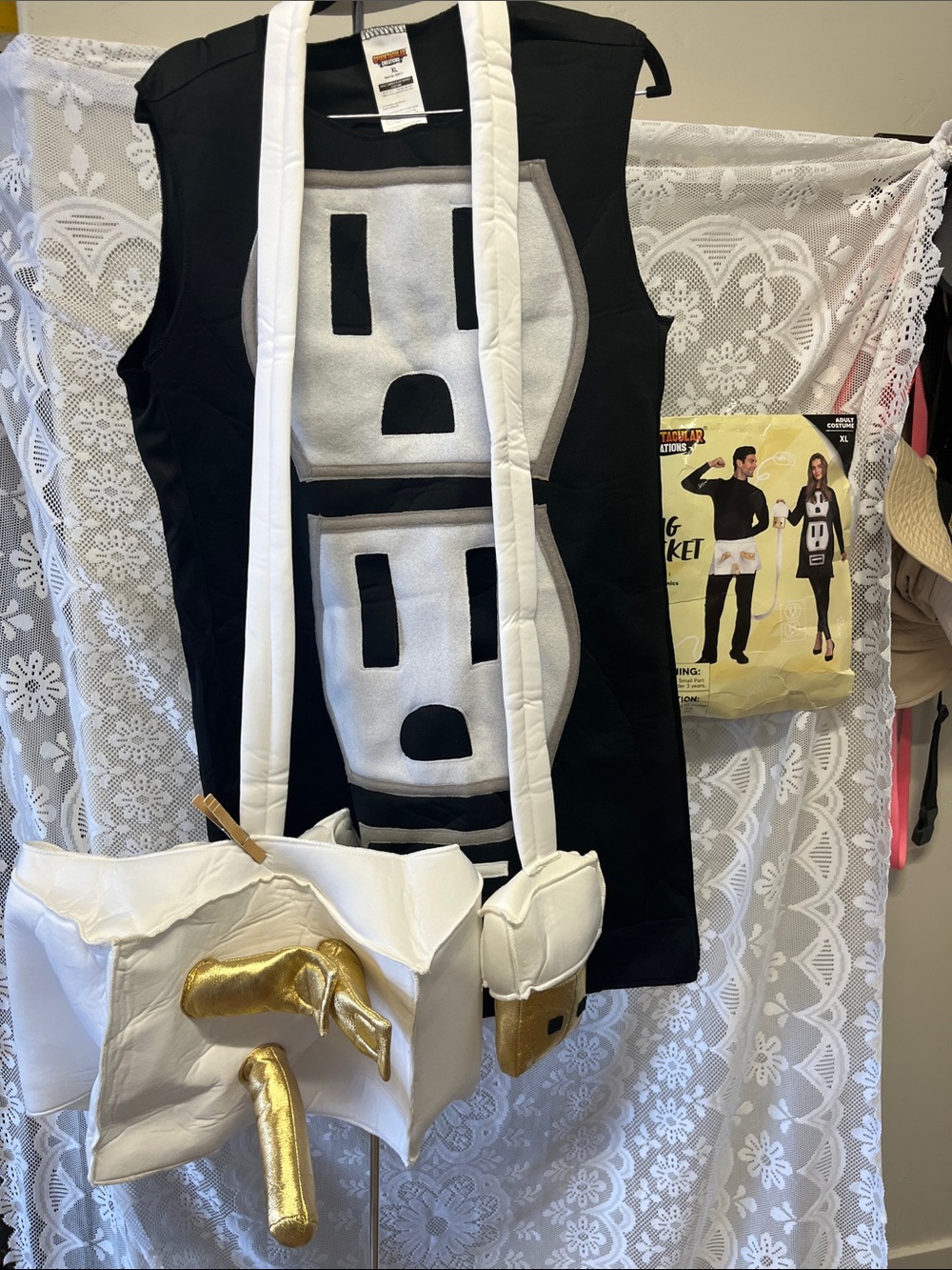 Spooktacular Outlet Plug and Socket Costume - Couples NIB XL